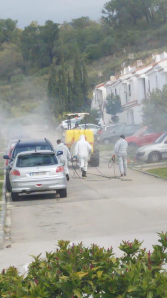 05 Abril 2020 Agricultores Desinfectan Por Tercera Vez Castellar De La Frontera 22