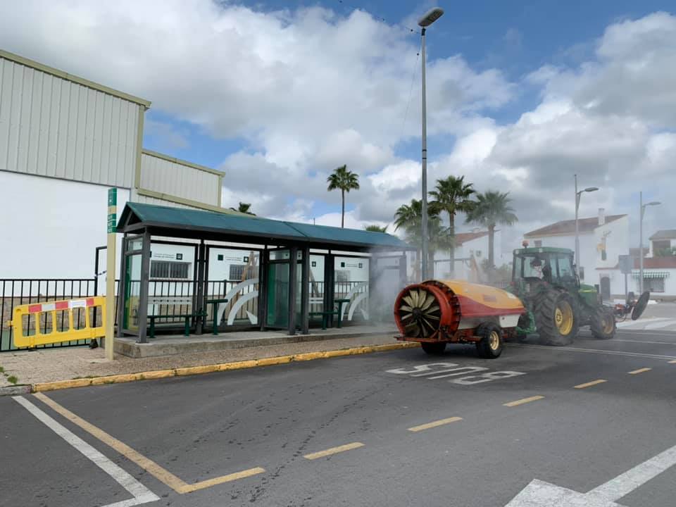 05 Abril 2020 Agricultores Desinfectan Por Tercera Vez Castellar De La Frontera 29