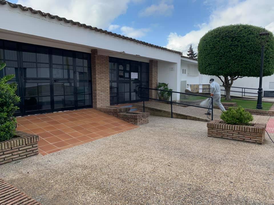 05 Abril 2020 Agricultores Desinfectan Por Tercera Vez Castellar De La Frontera 34