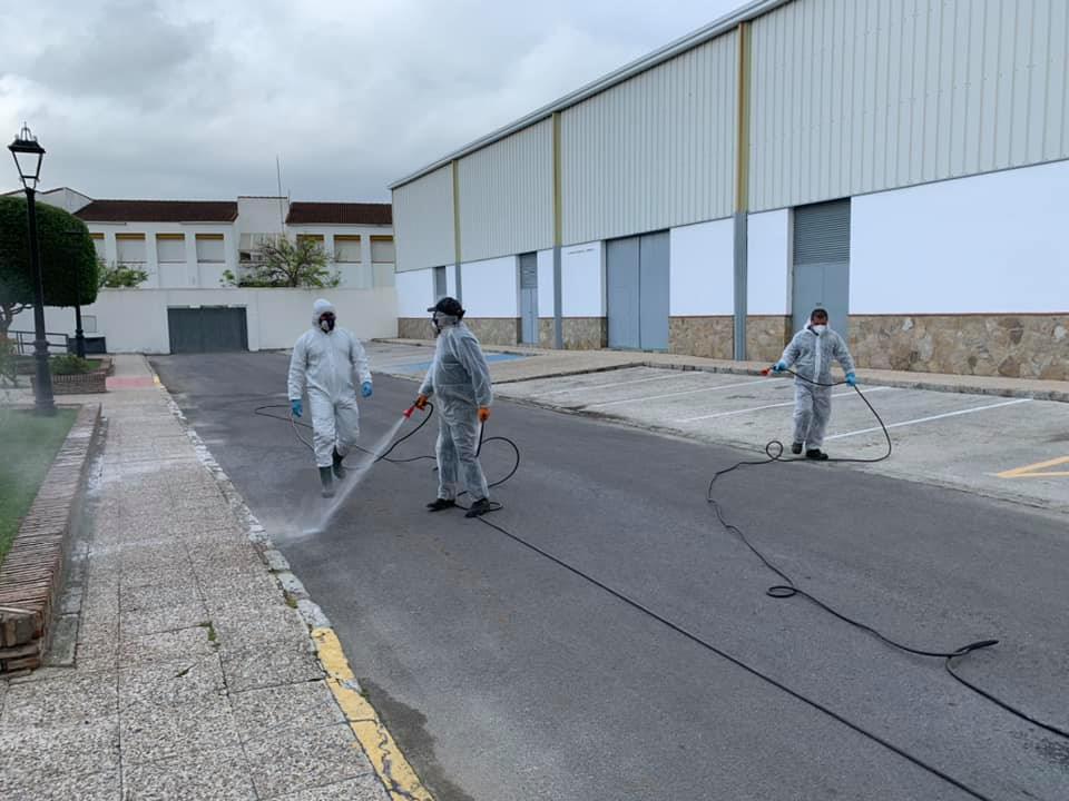 05 Abril 2020 Agricultores Desinfectan Por Tercera Vez Castellar De La Frontera 35