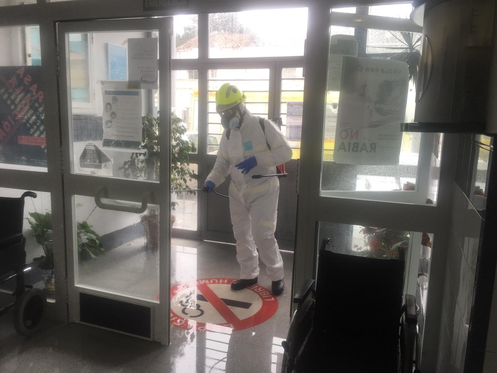 16 Abril 2020 Bomberos Realizan Su Quinto Servicio Desinfectante En Castellar De La Frontera 27