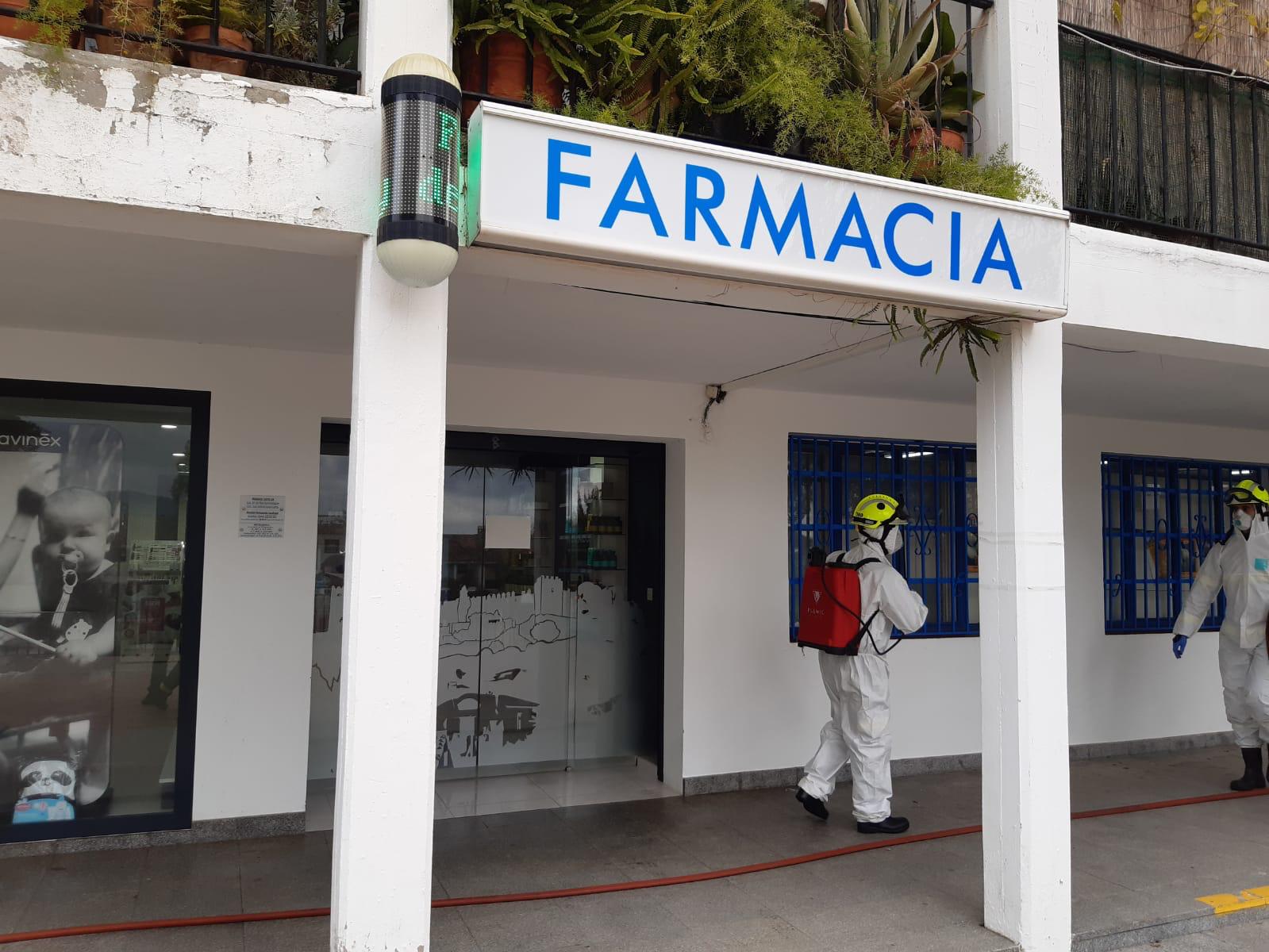 23 Abril 2020   Bomberos Desifectan En Castellar Por Sexta Vez Durante El Estado De Alarma 1