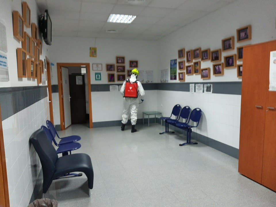 23 Abril 2020   Bomberos Desifectan En Castellar Por Sexta Vez Durante El Estado De Alarma 6